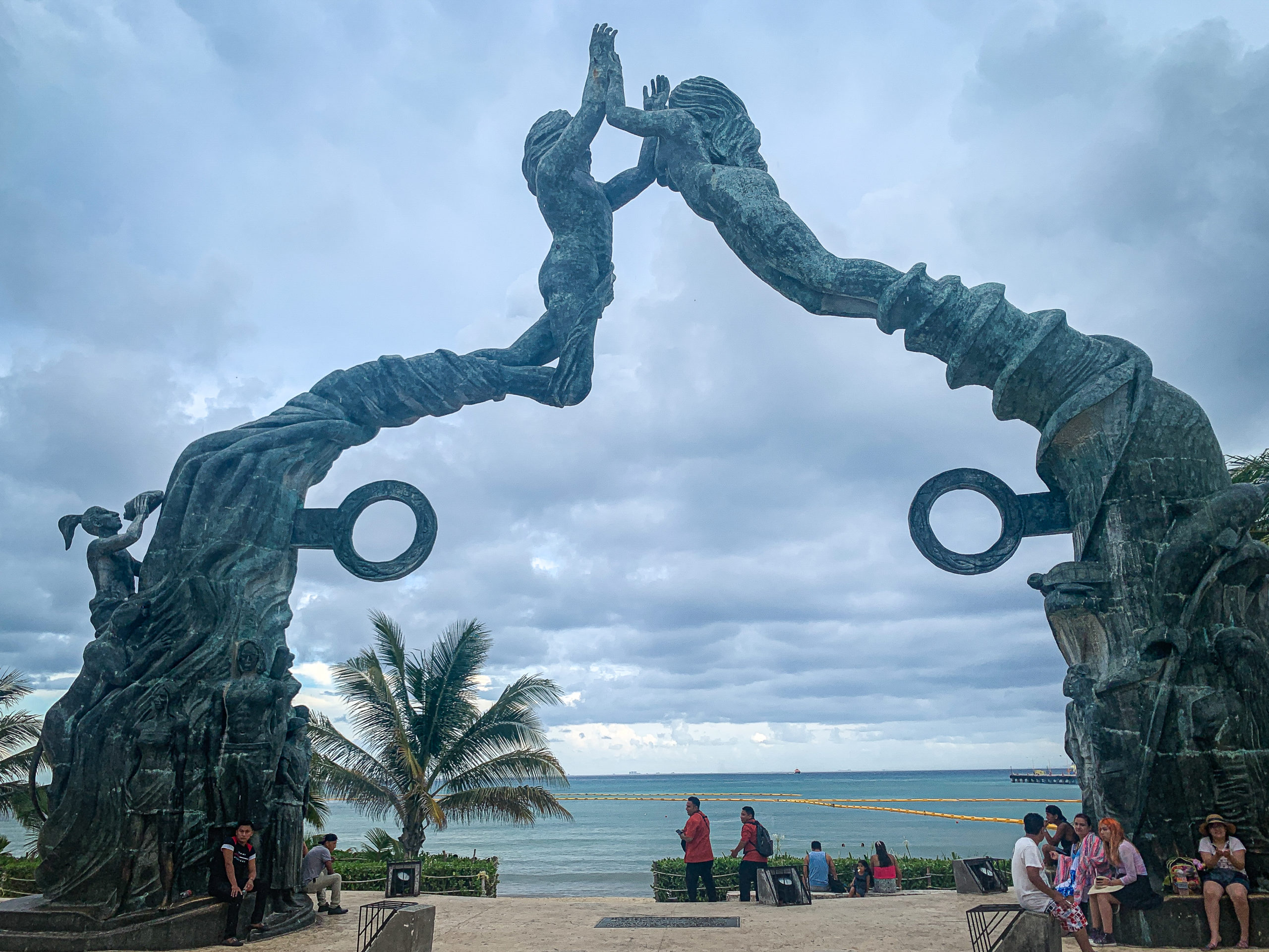 Sculpture in front of the beach in Playa del Carmen