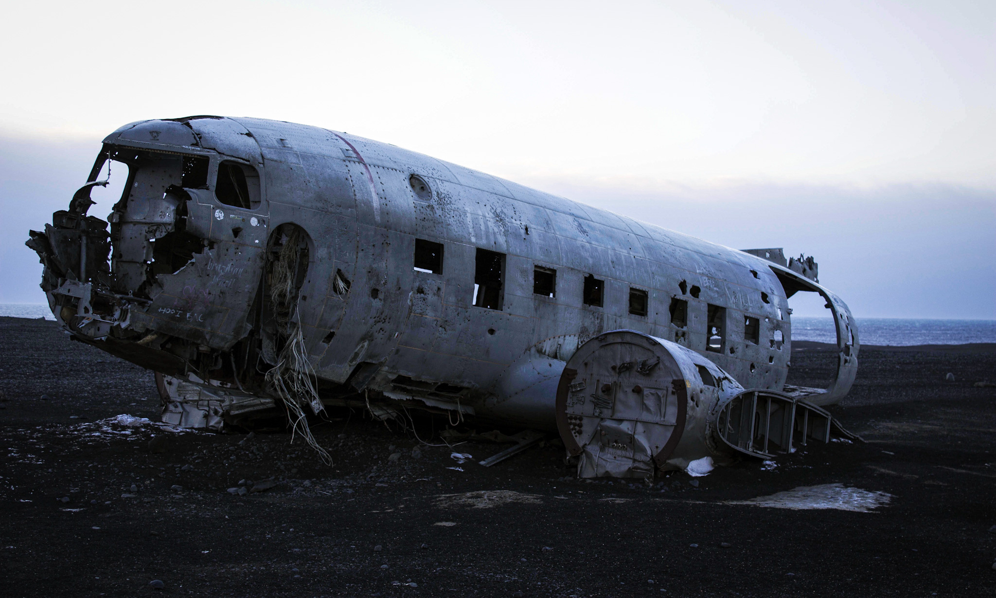 Crashed DC Plane in Iceland
