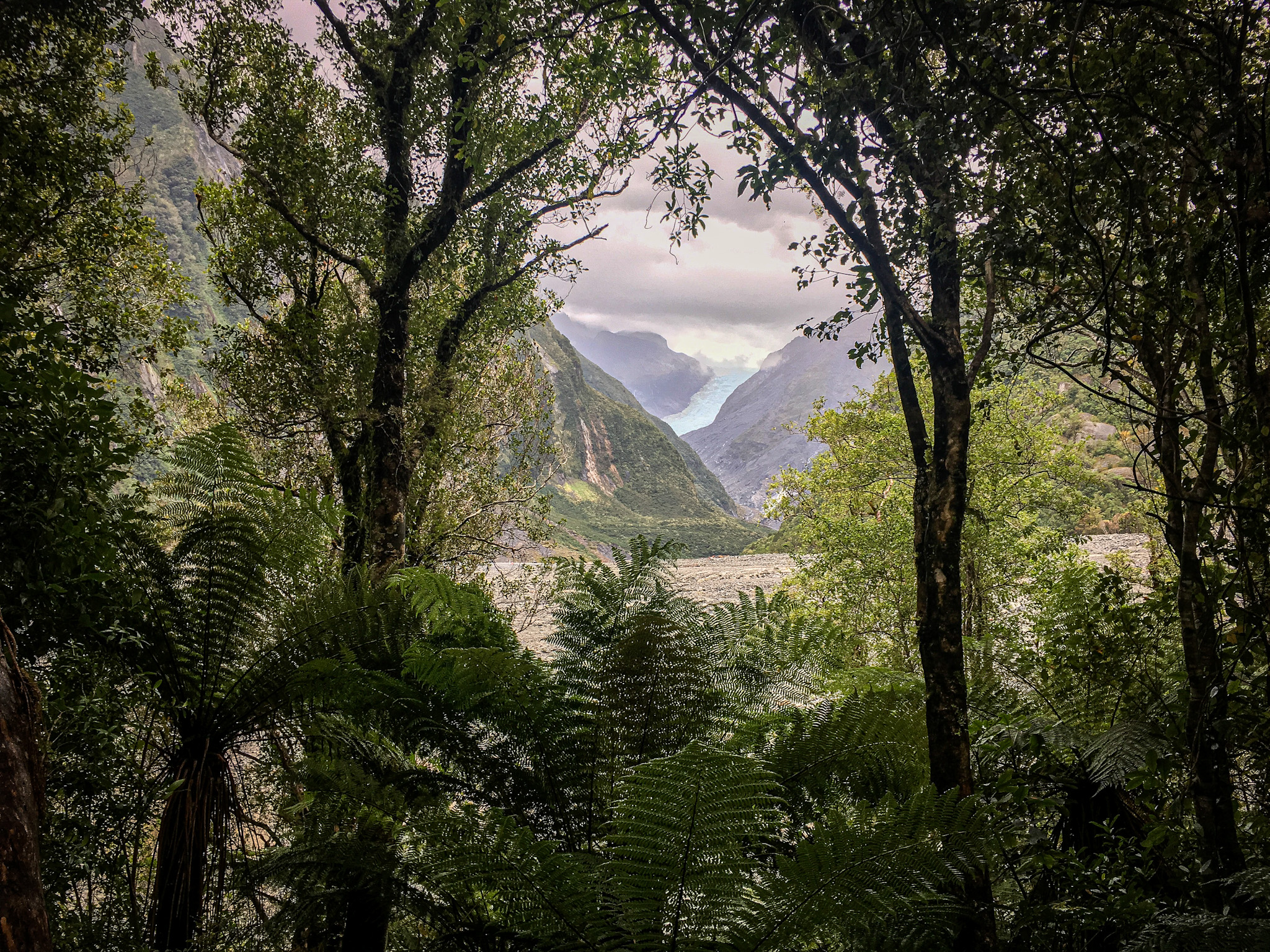 Lake Paringa in New Zealand